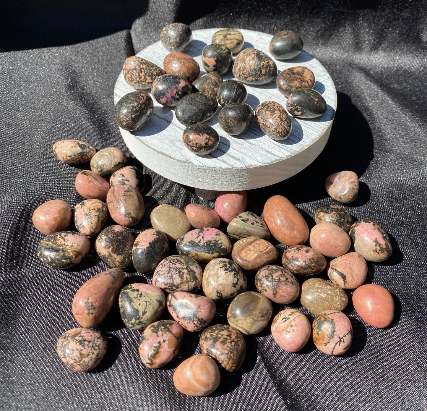 Rhodonite Tumble - Gemstone Oasis Co.Rhodonite Tumble